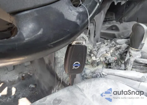 2012 Volvo C30 T5/T5 Platinum/T5 Premier Plus/T5 R-Design/T5 R-Design Platinum/T5 R-Design Premier Plus из США, поврежденный, VIN YV1672MK9C2285409